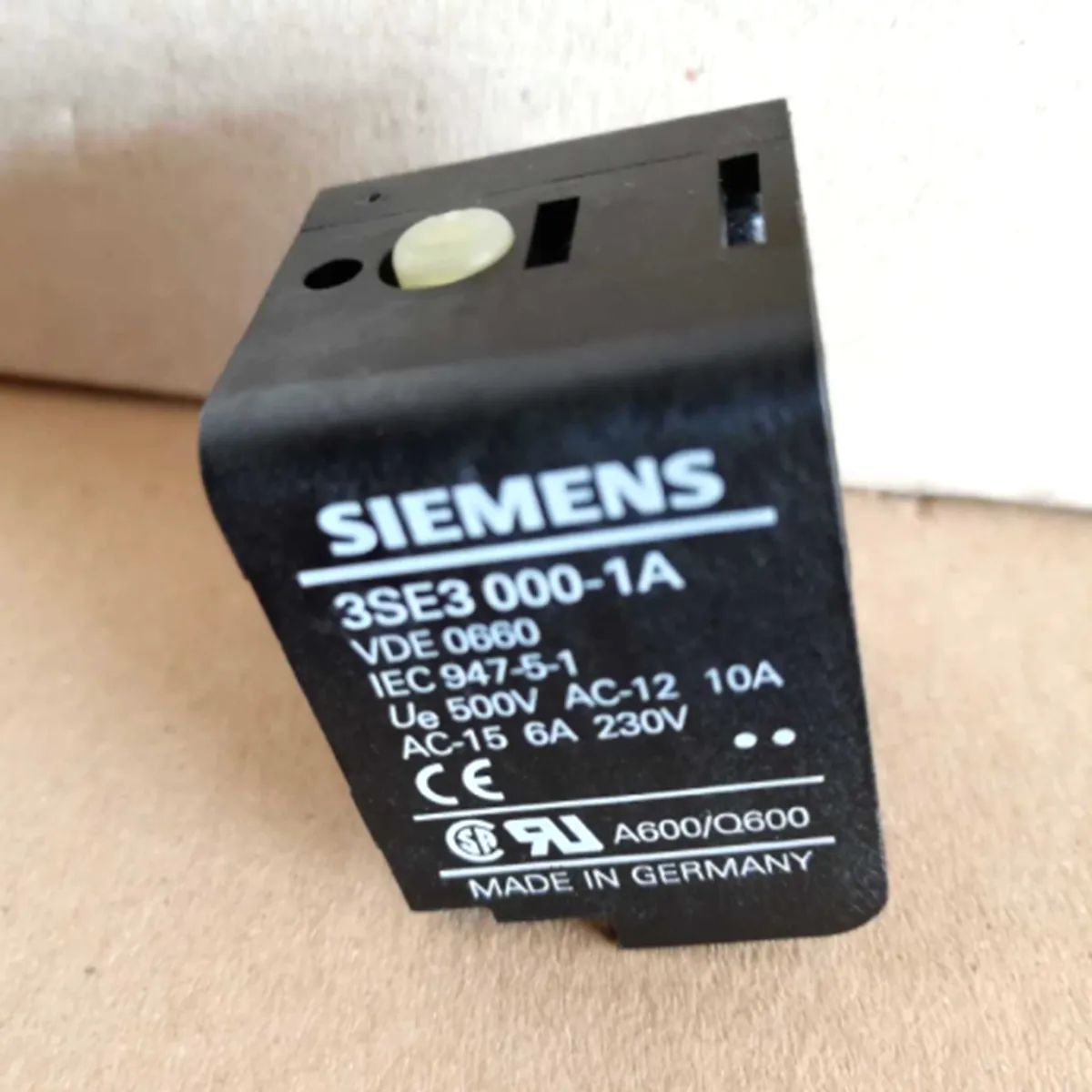 Siemens 3SE3000-1A Limit Switch