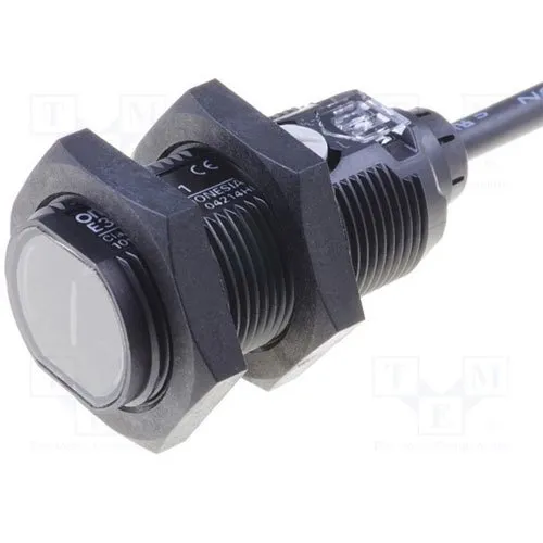 OMRON E3FAR11 Photoelectric Sensor