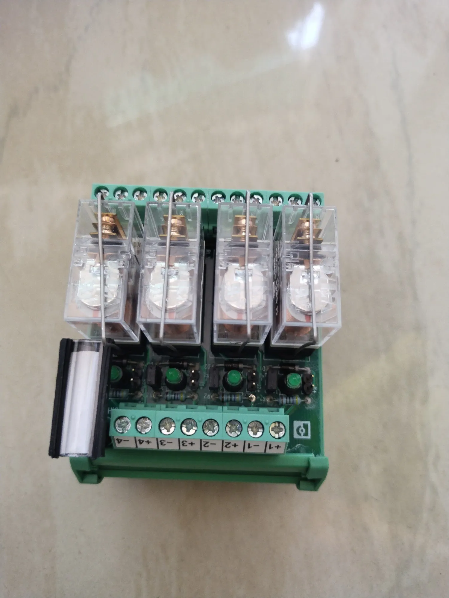 Phoenix Contact PC24D04-CNB-SO1 Relay Module